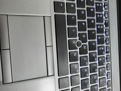 BÁN HP 820 G2 I5-5300U/RAM 4GB/ SSD 128/ 12.5"  FHD