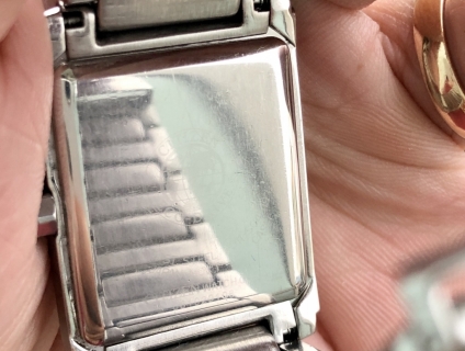 Đồng hồ citizen eco drive form tank