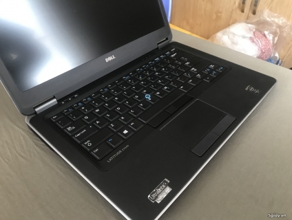 Dell Latitude 7440 Core i5 Ram 8GB SSD 256GB