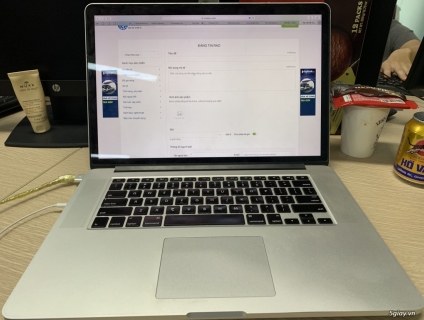 Ban Macbook Pro mid 2014 i7 16Gb Ram 256Gb choi con moi