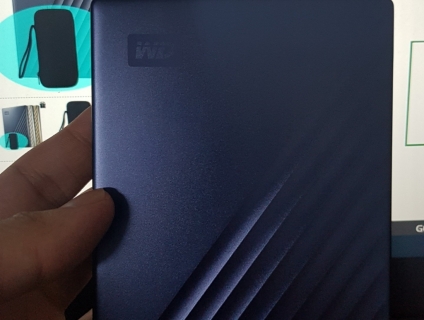 Cần Bán: Ổ cứng di động HDD WD 2TB MY PASSPORT UlTRA mới 100%