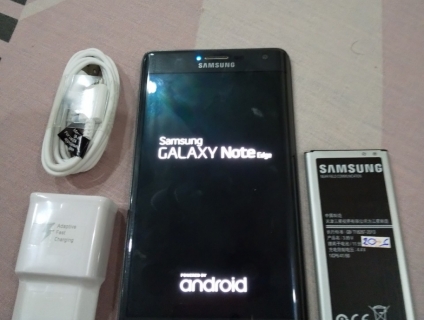 Samsung Note Edge Đen new 99% + 2 pin + sạc zin ! Hàng Mỹ sưu tầm mới!