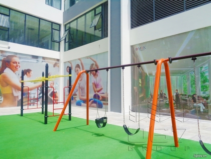 Thiết bị sân chơi ngoài trời