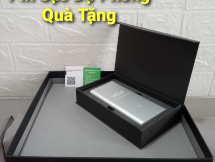 Quà Tặng Phong Phú hoàn thành đơn hàng Pin sạc dự phòng