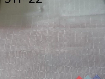 Vải chất liệu 100% polyester mỏng, sọc ô vuông giá rẻ tại xưởng