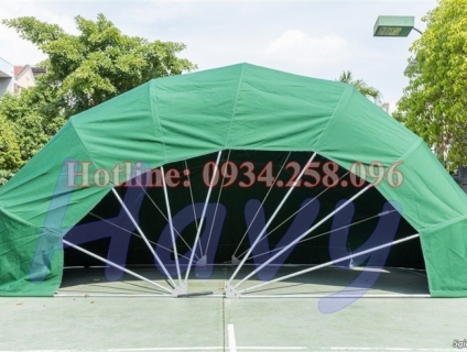 Nhà che ô tô hình bán nguyệt, mái che xe hơi màu xanh lá cây,