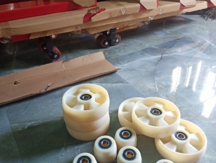 Còn 1 xe nâng tay càng hẹp TAIHU freeship Mỹ Tho 0905661595