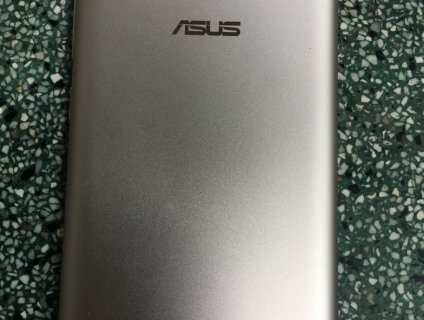 Cần bán nhanh điện thoại asus zenfone 4