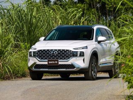 So sánh xe Hyundai Santa Fe 2021 và Ford Everest 2021