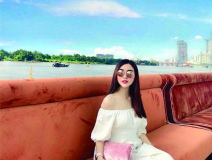 Ăn tối trên tàu ngon bổ rẻ tại Sài Gòn