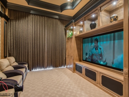 Biến căn nhà của bạn thành rạp chiếu phim bằng rèm cửa cao cấp