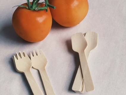 Dao muỗng nĩa gỗ dùng một lần thay thế cho đồ nhựa KEGO