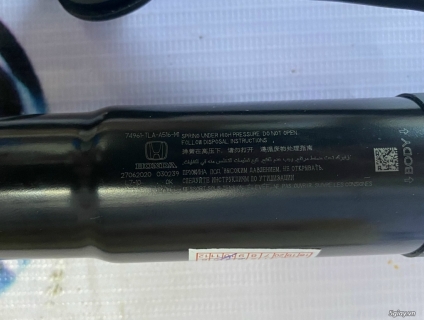 Ty cốp điện Honda CRV