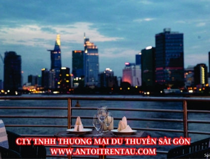 Vé ăn tối trên Du Thuyền Saigon Princess 675.000đ