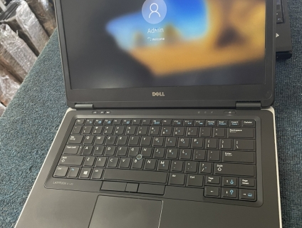 Ultrabook Dell 7440 i5 4300 Ram 4gb SSD 128gb. Lcd 14.0 Inch. Máy đẹp
