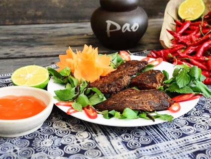 Tìm Hiểu Món Ăn Đặc Sản Thịt Trâu Gác Bếp