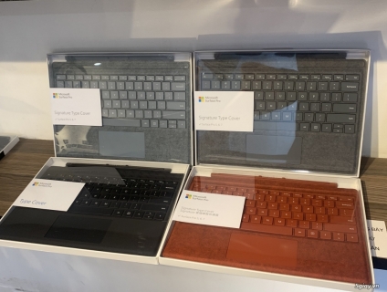 Bàn phím Signature Alcantara Type Cover Surface Pro Chính Hãng
