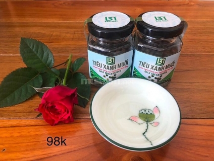 TIÊU KHÔNG HẠT BẦU MÂY