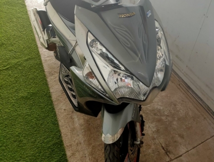 cần ra đi 1 xe ab đời 2012.xe đang xử dụng,đẹp leng keng,chính chủ!