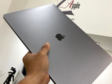 MacBook Pro 16” 2019 MVV J2 Gray 99%