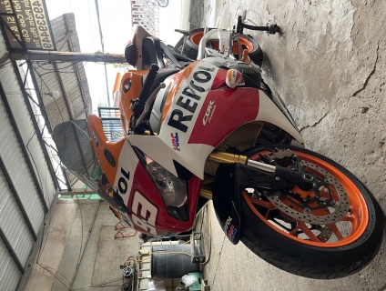 Cần Bán CBR1000RR Repsol HQCN ĐKLĐ 7/2016 Chính Chủ