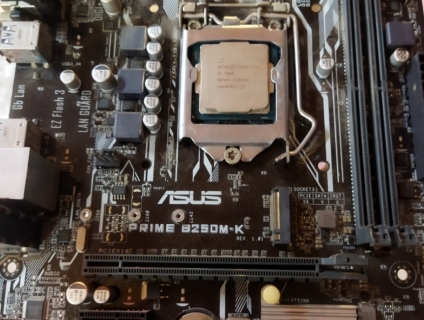 Bán combo main chip i5 7600 + Main