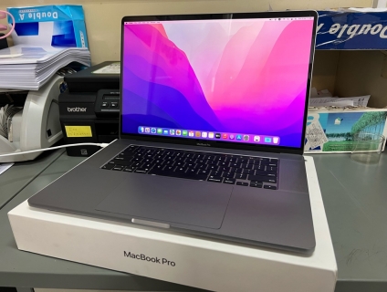 Bán Macbook pro 2019,16inch,16Gb,512 Gb
