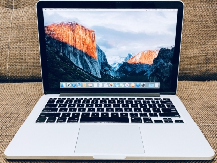 [Q1-HCM] Bán Macbook Pro Rentina 13" 2015 MF841 Giá bèo !
