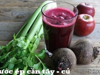 Cách làm nước ép cần tây và củ dền