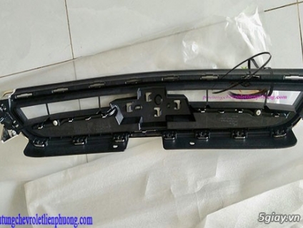 Mặt ca lăng trên captiva 2016-2017