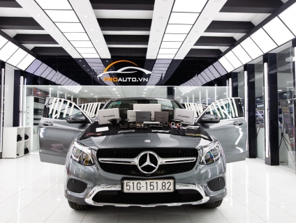 Có nên độ âm thanh xe hơi không khi đã có sẵn hệ thống loa zin?