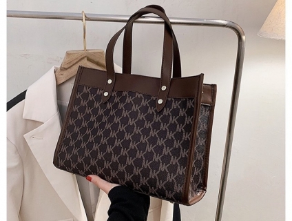 Chuyên bán manocanh móc quần áo đủ các loại gỗ nhựa inox dành cho shop