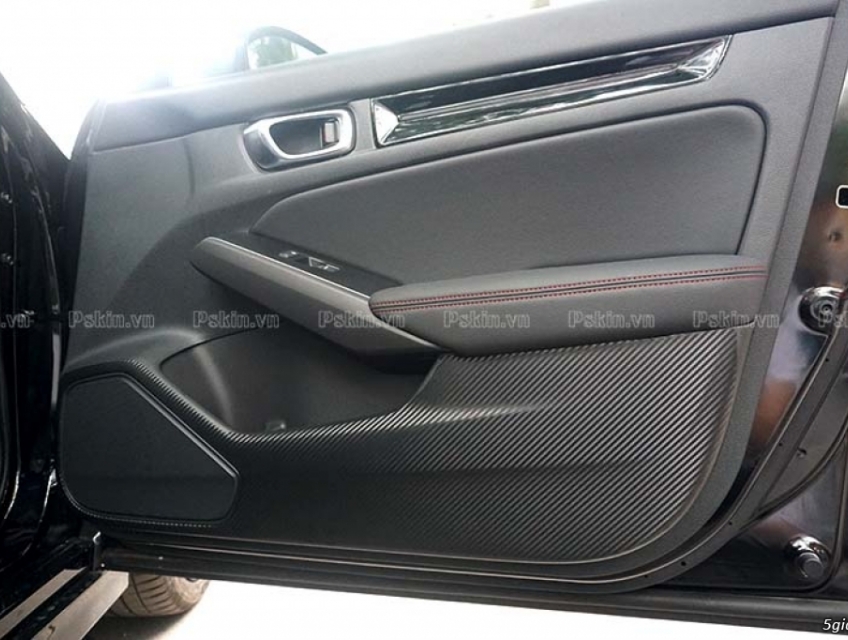 Dán chống xước Tapli cửa Ford Territory Carbon 5D đẹp, bền bỉ