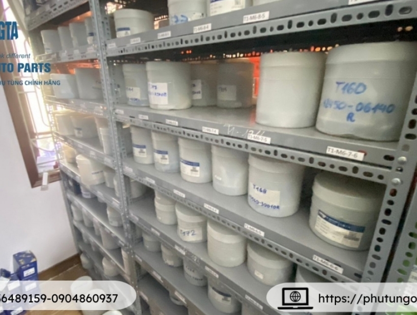 Bi láp sau KOYO Dùng cho xe: Ranger 02-12, Everest 03-09, Triton 96-07