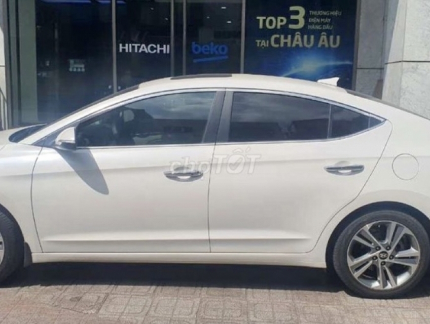 Bán xe Huyndai Trắng đời 2019 chạy bao êm bao test hãng