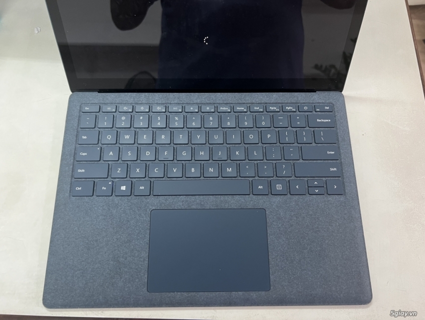 Surface Laptop 3 13.3" Core I5 1035G7 RAM 8Gb Ssd 256Gb Mh 13.3" Máy M