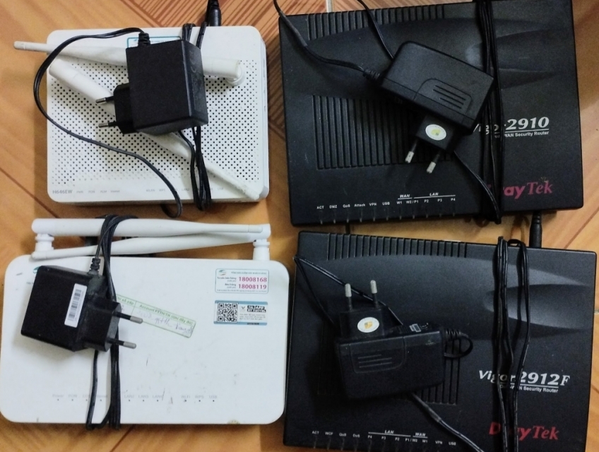 Bán 4 modem wifi viettel, draytek