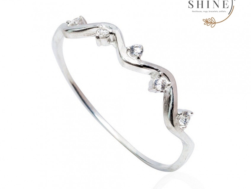 Nhẫn bạc đính đá tròn Shine Sliver