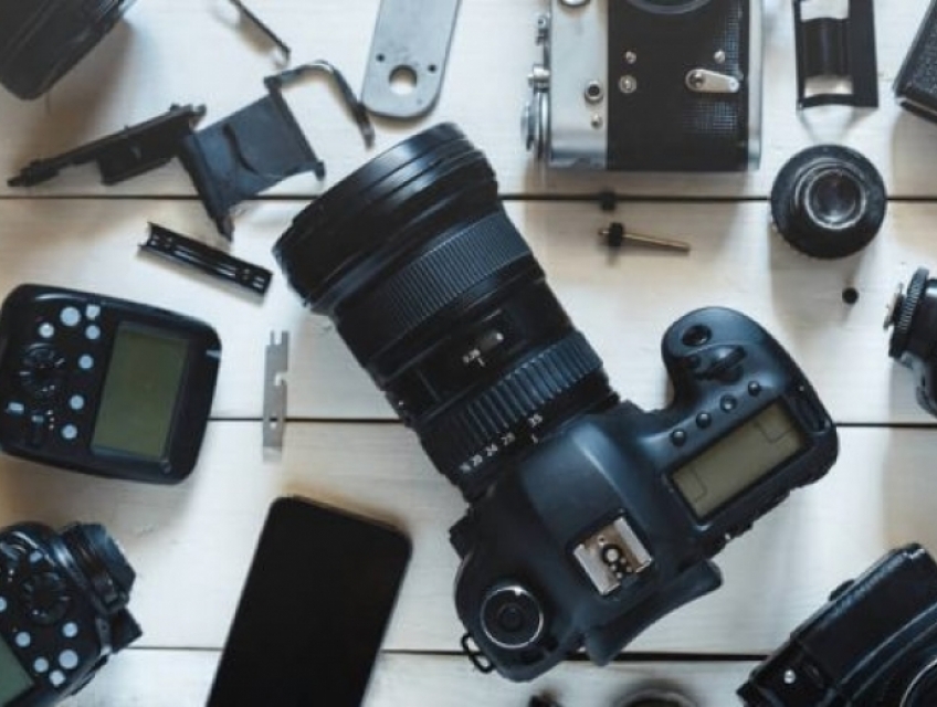 Máy ảnh lô các loại
