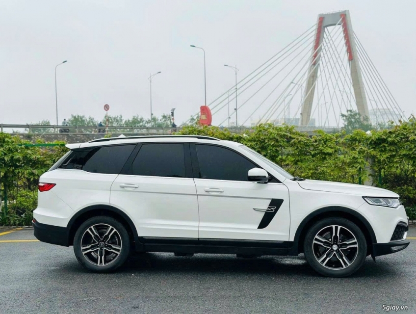 Zotye Z8 t700 bứt phá mọi giới hạn