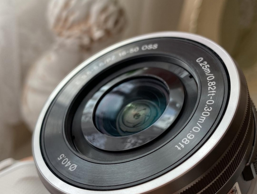 Sony ZV-E10 Trắng bạch tuyết fullbox mới 100%