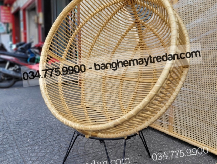 Ghế mây hình nửa bán cầu