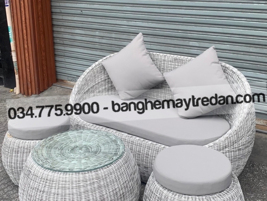Bàn ghế nhựa giả mây cao cấp để bacon, sân vườn
