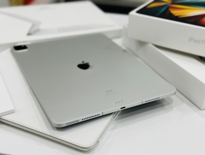 iPad Pro M1 12.9 inch 128GB wifi 5G Màu silver Máy fullbox đẹp keng 99