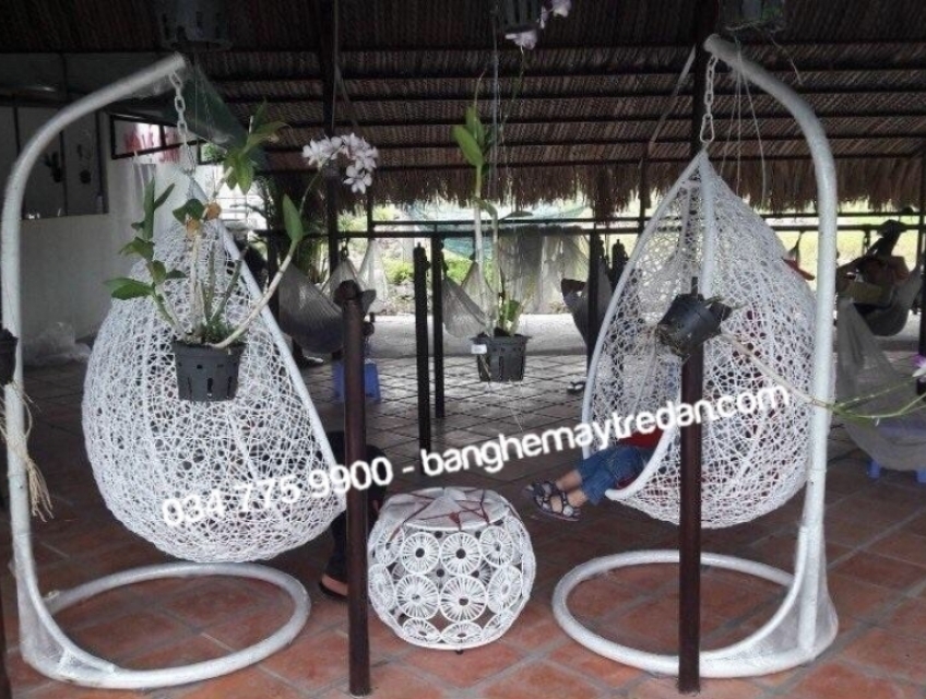Ghế xích đu treo ban công giá tốt - Mây Tre Lục Bình