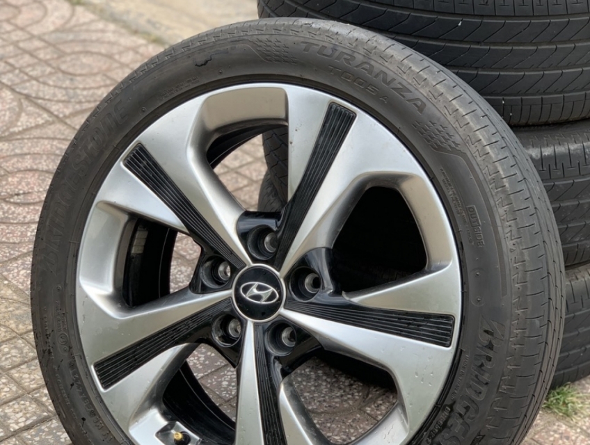 Mâm tháo xe Hyundai Elantra 17 inch