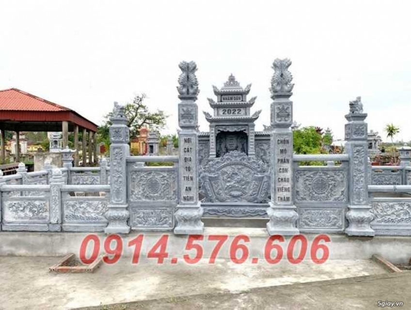 52 Lan can lăng mộ bằng đá xanh nguyên khối Hưng Yên