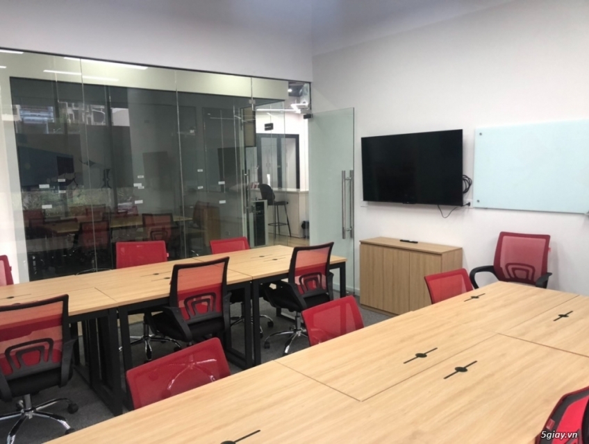 Sản xuất thi công văn phòng trọn gói