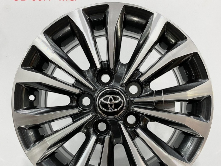 Mâm 15 inch lắp vừa cho dòng xe Toyota Camry, Innova