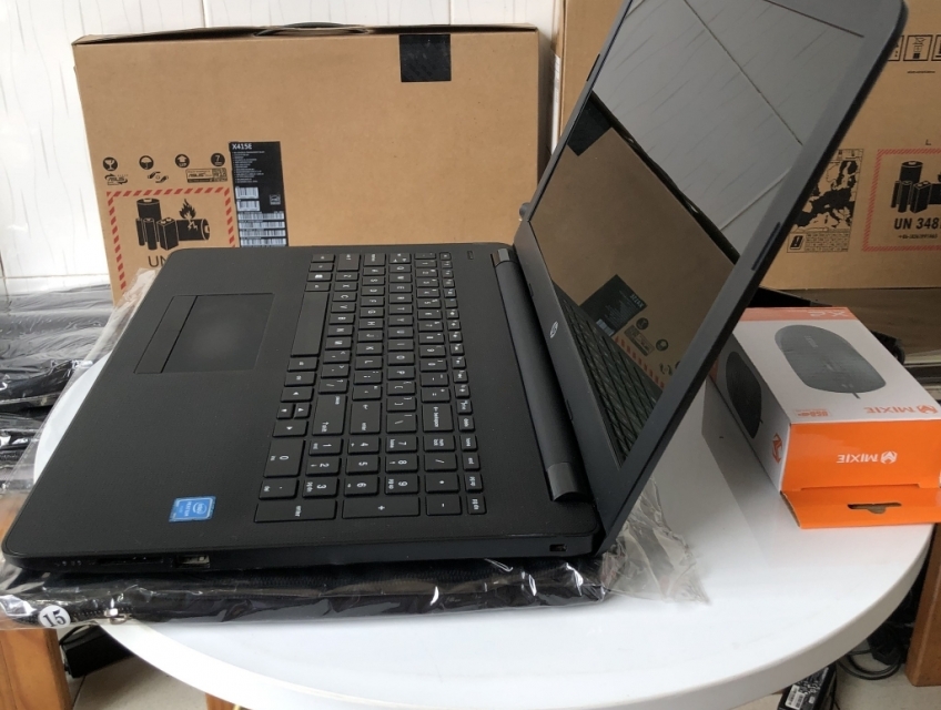 ✘ HP 15-bs578TU N3710, 4GB, 500GB, Intel HD Graphics, 15.6" HD